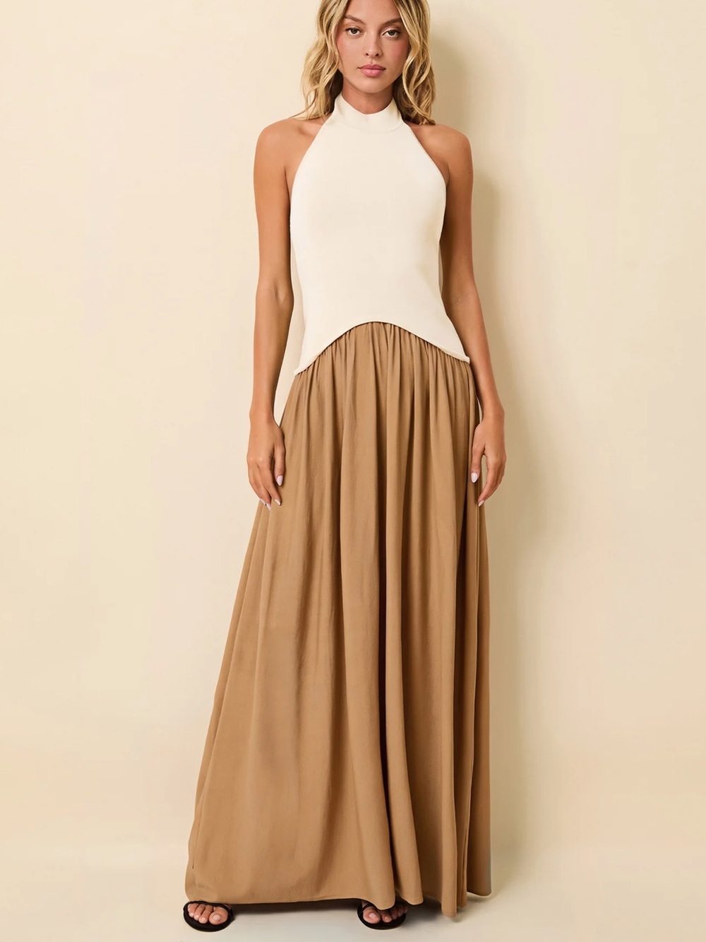 Solid & Striped
Halter Soglio Dress Ecru Camel
